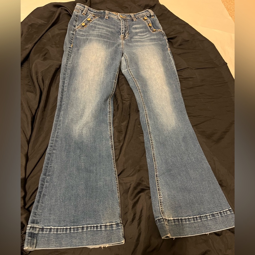 Rock & Roll Cowgirl Blue Flare Jeans High Rise made 100 cotton - Picture 1 of 11